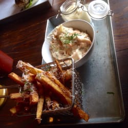 Brooklyn Burgers'n Bar