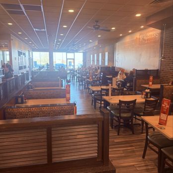 McAlister's Deli - Seating - Salad Near Me - Gurnee, Illinois