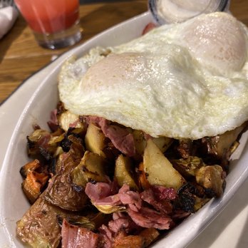 Eggy's Diner Chicago - Pastrami Hash - Breakfast & Brunch Near Me - Chicago, Illinois