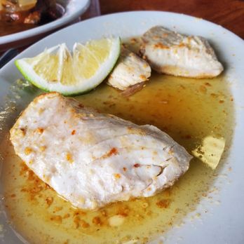 Manago Hotel Restaurant - Mahi Mahi - Hawaiian Near Me - Captain Cook, Hawaii Manago Hotel Restaurant - Mahi Mahi - Hawaiian Near Me - Captain Cook, Hawaii