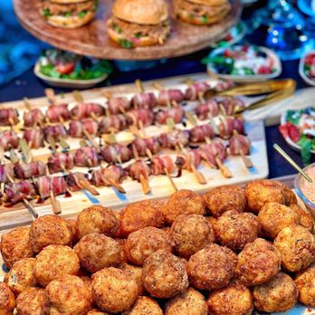 Taylor Made Cuisine - Max and cheese bites and filet mignon tips. IG: foodie.maps - Caterers Near Me - Irvine, California Taylor Made Cuisine - Max and cheese bites and filet mignon tips. IG: foodie.maps - Caterers Near Me - Irvine, California