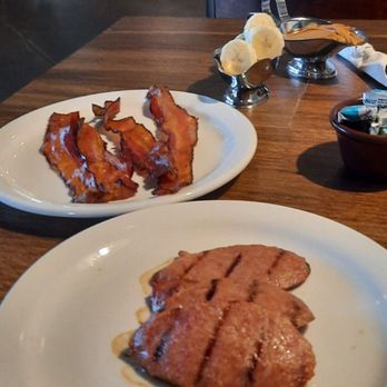 Slappy Cakes - Sausage and bacon - Breakfast & Brunch Near Me - Lahaina, Hawaii Slappy Cakes - Sausage and bacon - Breakfast & Brunch Near Me - Lahaina, Hawaii