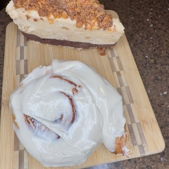 Rustic Dough Works Palm Coast - Butterfinger Cheescake & Sourdough Cinnamon Roll - Italian Near Me - Palm Coast, Florida Rustic Dough Works Palm Coast - Butterfinger Cheescake & Sourdough Cinnamon Roll - Italian Near Me - Palm Coast, Florida