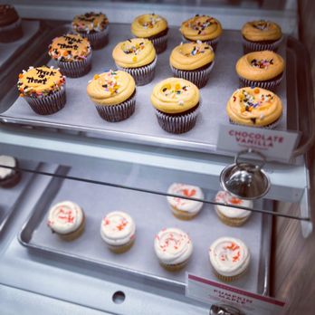 SusieCakes - Pasadena - Both of these are fantastic!! - Bakeries Near Me - Pasadena, California SusieCakes - Pasadena - Both of these are fantastic!! - Bakeries Near Me - Pasadena, California