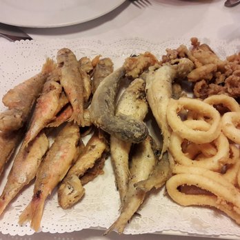 Cheriff - Fritura mixta - Seafood Near Me - Barcelona, B Cheriff - Fritura mixta - Seafood Near Me - Barcelona, B