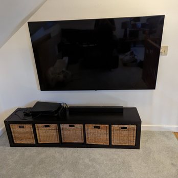 TV Geeks - 75 inch TV with wire concealment - TV Mounting Near Me