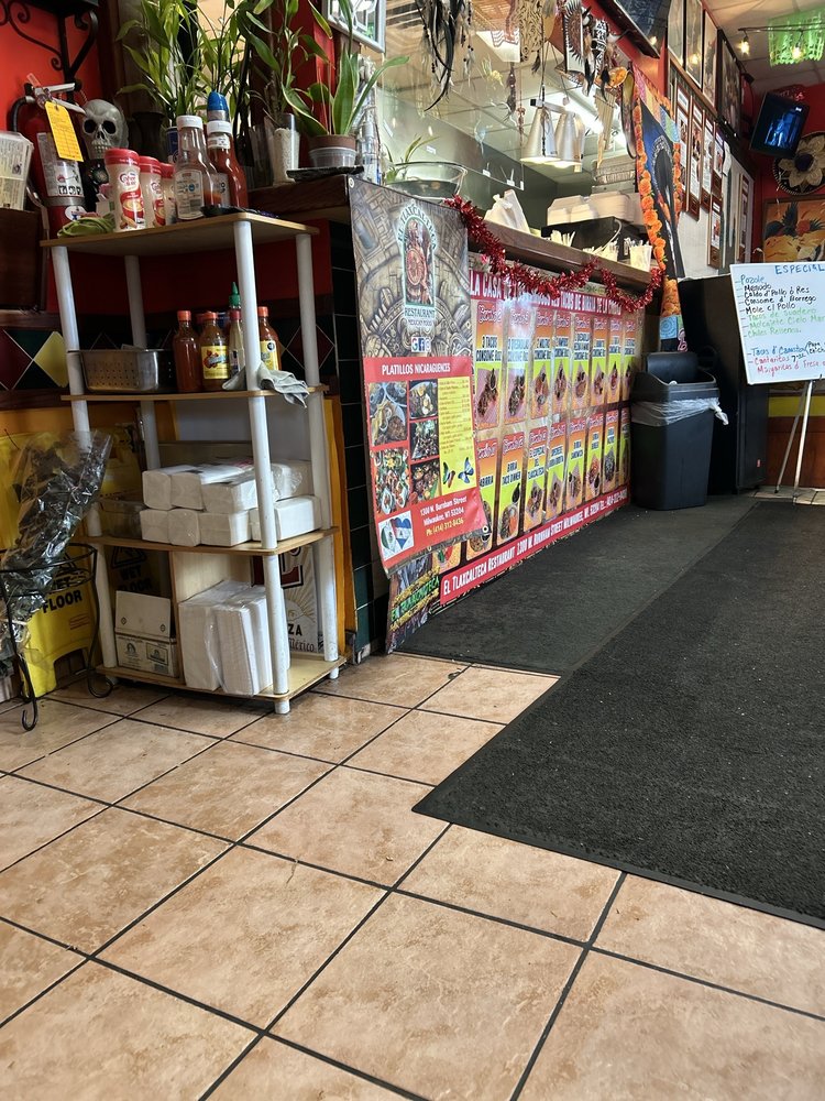 El Tlaxcalteca Restaurant