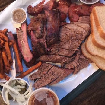 Hard Eight BBQ - Ribs, brisket, toast, sweet potato fries, jalapeño sausages, beans - Barbeque Near Me - The Colony, Texas