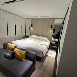 香港美利尼依格羅酒店