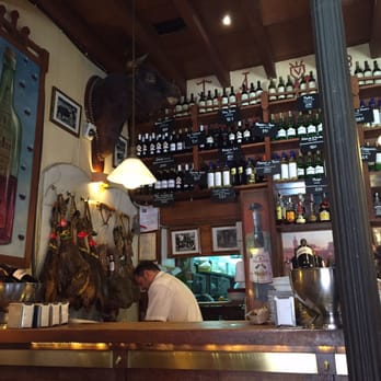 Dos de Mayo - Tapas Bars Near Me - Seville, SE