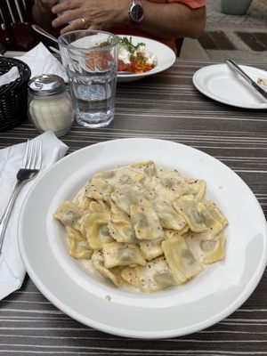 Pasta Casareccia by null
