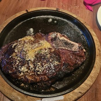 Perry's Steakhouse & Grille - Park District - Steakhouses Near Me - Dallas, Texas