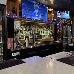 The Brooks Restaurant - The bar