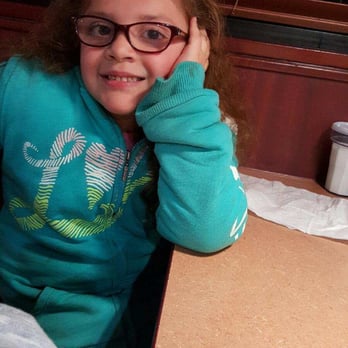 Denny's - BeLLa waiting for her PIZZA!!!! - Breakfast & Brunch Near Me - Lake Elsinore, California