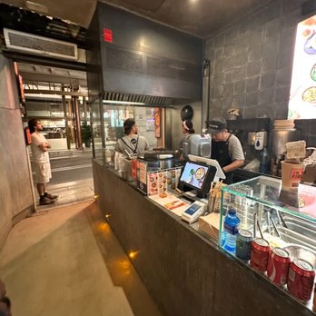 Wok to Walk - Interior - Fast Food Near Me - Barcelona, B Wok to Walk - Interior - Fast Food Near Me - Barcelona, B