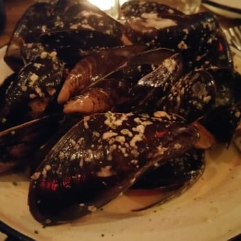 Chez Elles - Mussels were decent - French Near Me - London, XGL Chez Elles - Mussels were decent - French Near Me - London, XGL