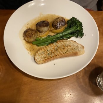 Acova - Pan Seared Scallops - New American Near Me - Denver, Colorado