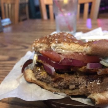 Pub'n Grub - Burger - Pubs Near Me - Mesa, Arizona