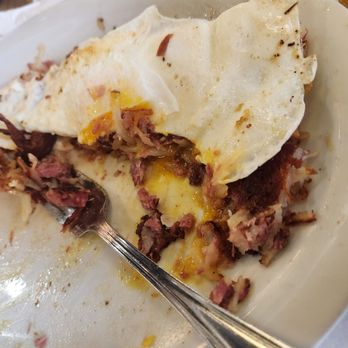 Toast 'N Jams - Hash Combo Meal - Homemade corn beef hash is such a rare find! - Breakfast & Brunch Near Me - Norton Shores, Michigan