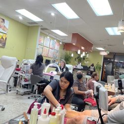 Pure Nails Spa
