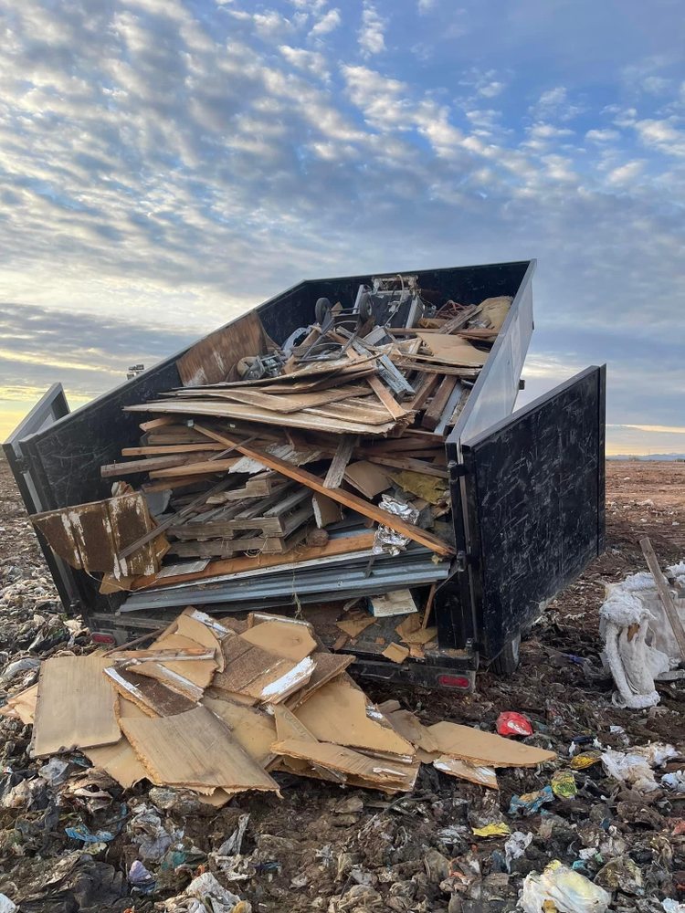 Slide of Pronto Disposal Services