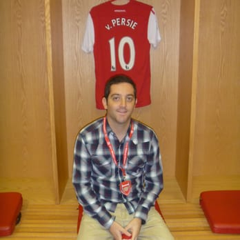 The Emirates Stadium - In front of Robin van Persie's locker in the dressing room. - Stadiums & Arenas Near Me - London, XGL The Emirates Stadium - In front of Robin van Persie's locker in the dressing room. - Stadiums & Arenas Near Me - London, XGL
