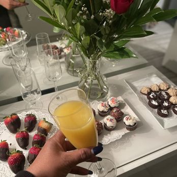 EBJ Day Spa & Salon - Valentine's Day, mimosas and snacks - Day Spas Near Me - Sacramento, California EBJ Day Spa & Salon - Valentine's Day, mimosas and snacks - Day Spas Near Me - Sacramento, California