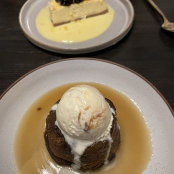 Gordon Ramsay Hell's Kitchen - Cheesecake and Toffee Pudding (made of dates) - Desserts Near Me - Washington, DC, District of Columbia Gordon Ramsay Hell's Kitchen - Cheesecake and Toffee Pudding (made of dates) - Desserts Near Me - Washington, DC, District of Columbia