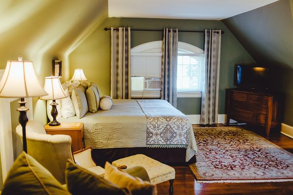 The Leonard At Logan House by null