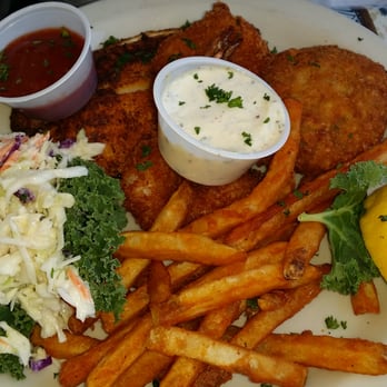 Doc's Seafood & Steaks - Seafood Near Me - Corpus Christi, Texas