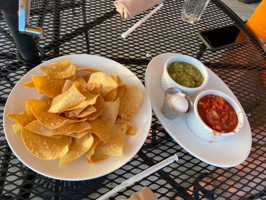 Aubrey's Hixson by null