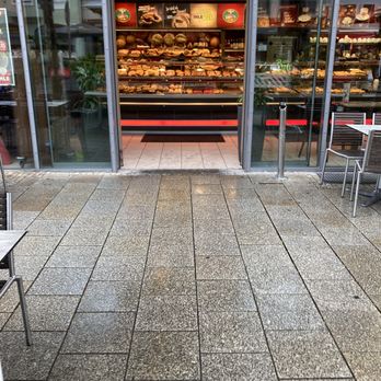 Ihle-Café - Landbäckerei IHLE - Bakeries Near Me - Augsburg, BY