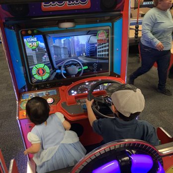 Chuck E. Cheese - Big rig truck game - their favorite! - Pizza Near Me - Hayward, California