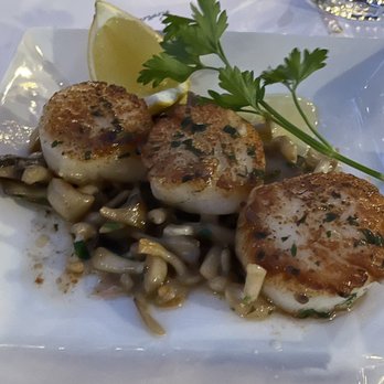 FOOD MOOD - Dayboat scallops with mushrooms - Personal Chefs Near Me