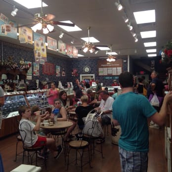 Kilwins Ice Cream - Chocolate - Fudge - Ice Cream & Frozen Yogurt Near Me - St Joseph, Michigan