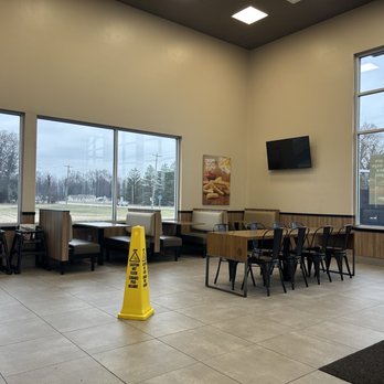 Burger King - Playground dining area - Burgers Near Me - Wellington, Ohio Burger King - Playground dining area - Burgers Near Me - Wellington, Ohio