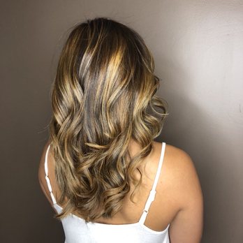Acote Salon - I went blonder today with Nazila's balayage and haircut! - Hair Salons Near Me - Boston, Massachusetts Acote Salon - I went blonder today with Nazila's balayage and haircut! - Hair Salons Near Me - Boston, Massachusetts