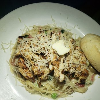 Pompano Joe's - Chicken alfredo - Seafood Near Me - Destin, Florida