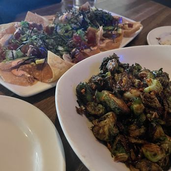 Yard House - New American Near Me - Costa Mesa, California
