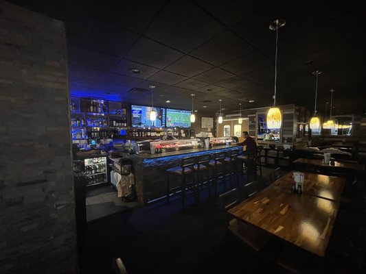 Koi Sushi & Thai Midtown by null