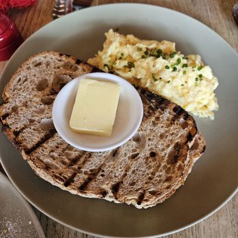 The Table - British Near Me - London, XGL