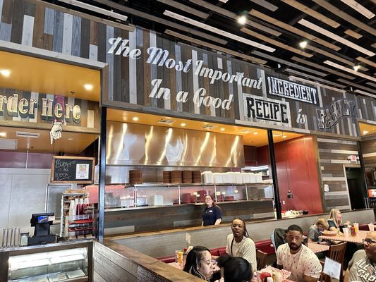 Chip's Old Fashioned Hamburgers by null