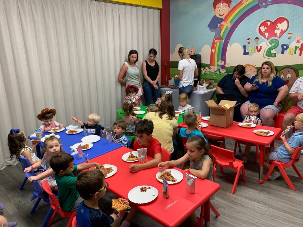 luv-2-play-metairie-60-photos-35-reviews-6851-veterans-blvd