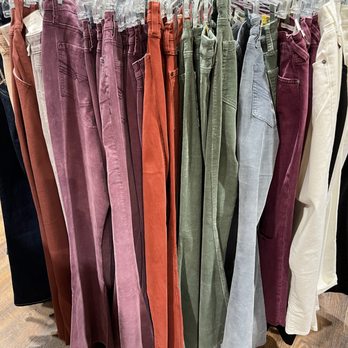 Boot Barn - Shoe Stores Near Me - Houston, Texas