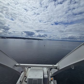 The Seattle Great Wheel - View of the bay from great wheel - Amusement Parks Near Me - Seattle, Washington