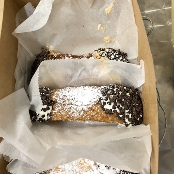 Mike's Pastry - Bakeries Near Me - Boston, Massachusetts Mike's Pastry - Bakeries Near Me - Boston, Massachusetts