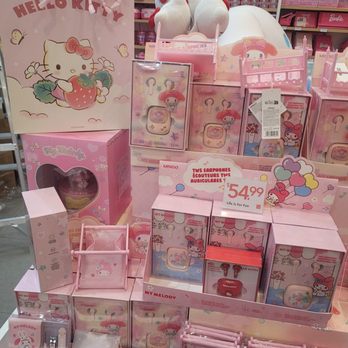 Miniso - Accessories Near Me - Sherman Oaks, California