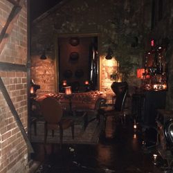 The Edison - Decor