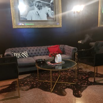 Sweet Lips Cigars Lounge - Cigar Bars Near Me - Houston, Texas Sweet Lips Cigars Lounge - Cigar Bars Near Me - Houston, Texas