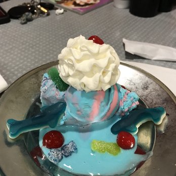 Friendly's - American Near Me - Queensbury, New York Friendly's - American Near Me - Queensbury, New York